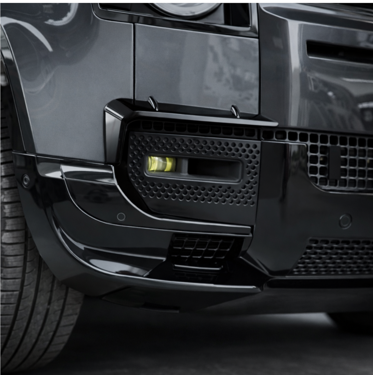 Land Rover Defender L663 (2020–2023) | Front Fog Light Eyebrow Trims